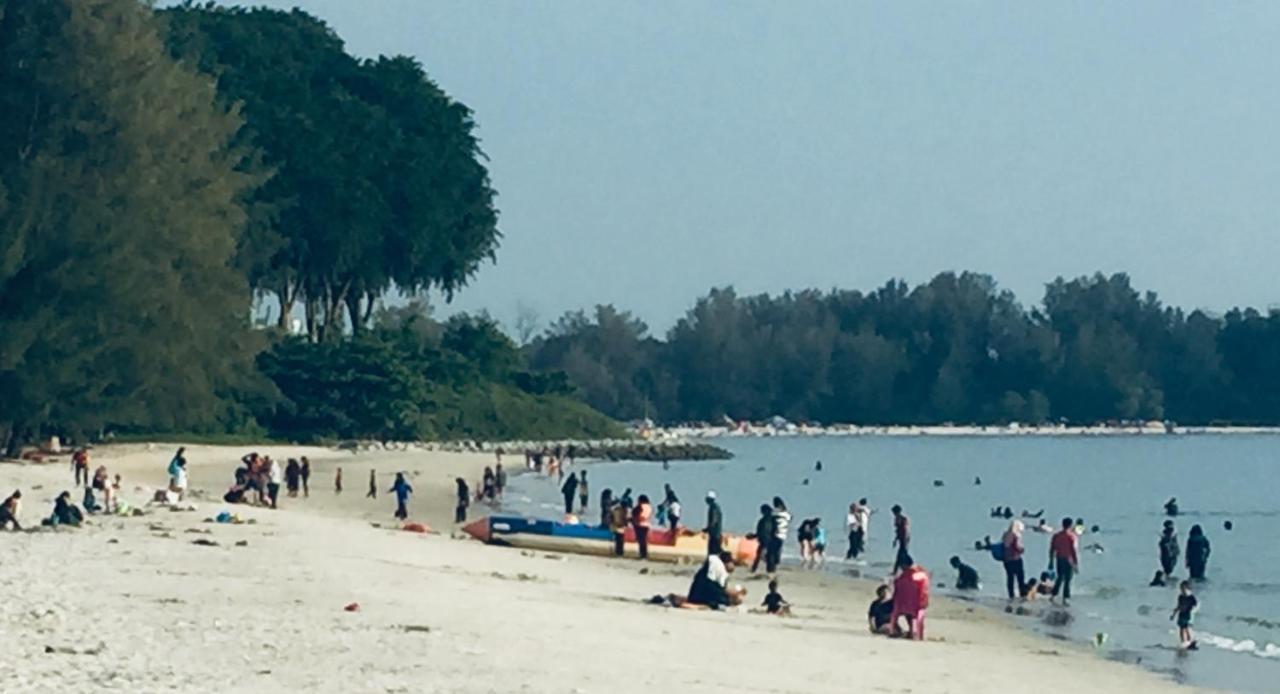 Pd Bayu Beach Resort Private Service Apartment بورت ديكسون المظهر الخارجي الصورة