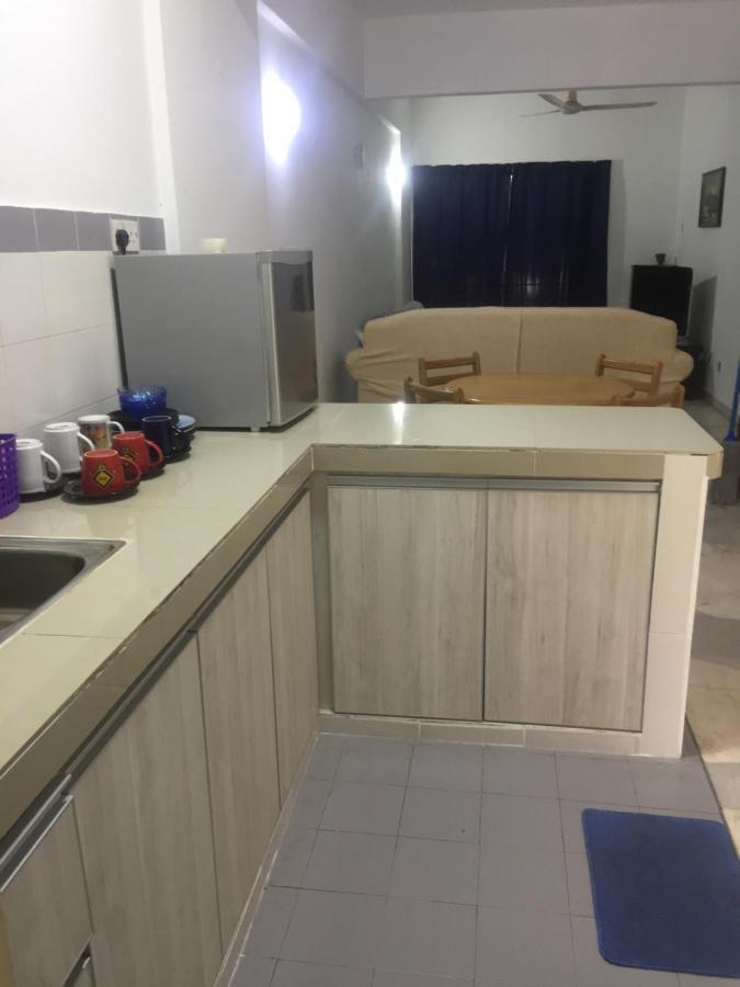 Pd Bayu Beach Resort Private Service Apartment بورت ديكسون المظهر الخارجي الصورة
