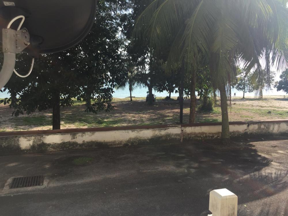 Pd Bayu Beach Resort Private Service Apartment بورت ديكسون المظهر الخارجي الصورة